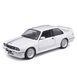 Szuper akció BMW M3 (E30) (1988) fehér – 1 24 méretarányos fém modellautó és játékautó Bburago