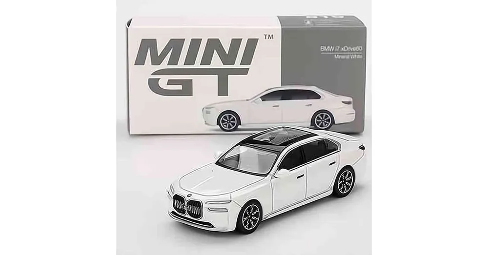 BMW i7 Xdrive60 (2024) fehér - MiniGT 819 - 1 64 méretarányos fém modellautó - TrueScale Miniatures (TSM) Szezonális akció