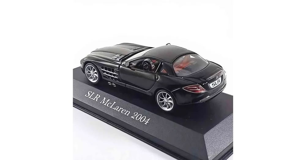 Kiárusítás Mercedes-Benz SLR McLaren (2004) fekete – 1 43 méretarányos fém modellautó Edicola