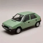 Biztonságos fizetés Skoda Favorit (1987) zöld – 1 24 méretarányos fém modellautó Whitebox