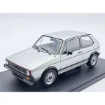 Volkswagen Golf GTI ezüst – 1 24 méretarányos fém modellautó Edicola Újdonság