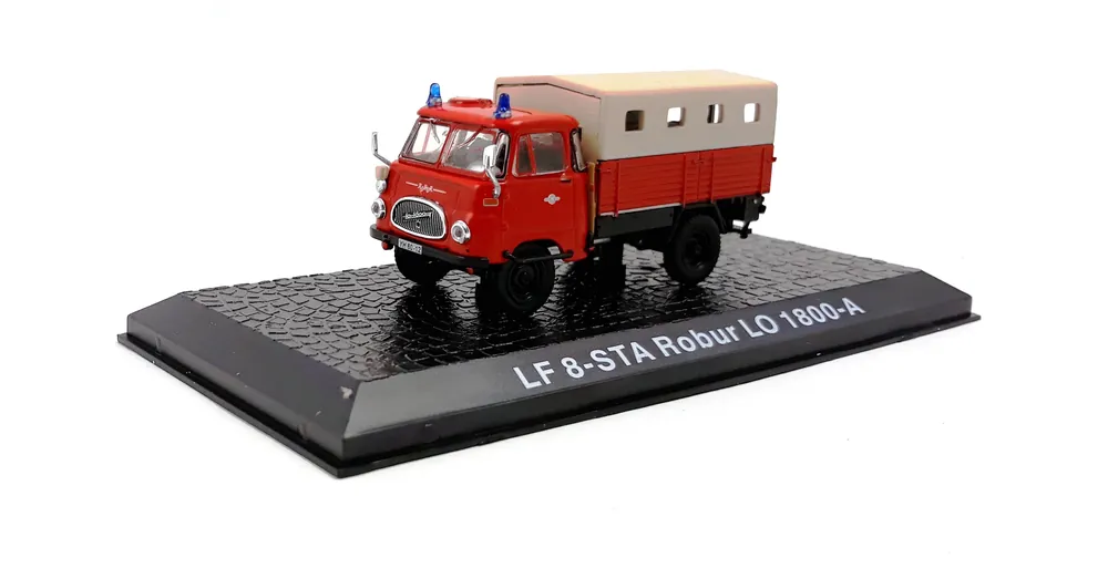Újdonság Tűzoltó-LF 8-STA Robur LO 1800-A