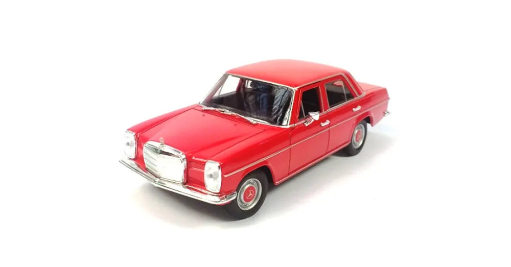 Mercedes-Benz 220 (W115) 1 24 Népszerű