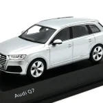Audi Q7 2015 Silver 1 43 Különleges ajánlat