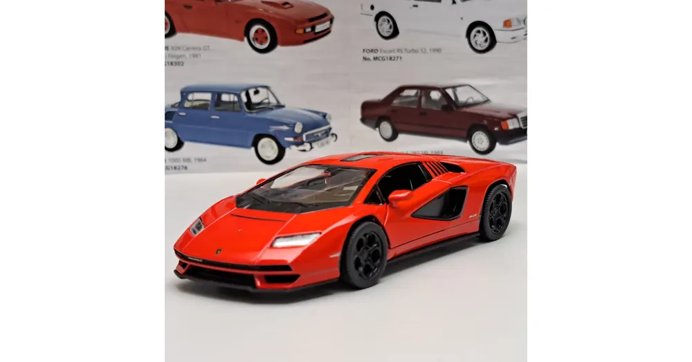 Végkiárusítás Lamborghini Countach LPI 800-4