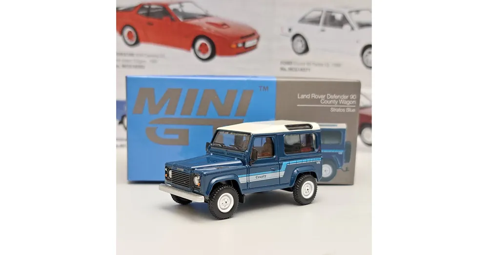 Expressz kézbesítés Land Rover Defender 90 1 64 Mini GT 353