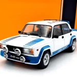 Prémium Lada 2105 VFTS 1 18 IXO autó modell