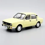 Expressz kézbesítés Skoda 105L 1 24 WhiteBox autómodell