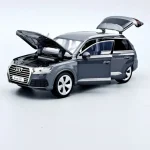 Audi Q7 1 32 Tayumo szürke játékautó Vedd meg online