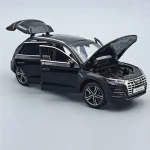 Árcsökkenés Audi Q5 1 32 fekete Tayumo játékautó
