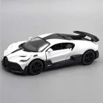 Bugatti Divo Kinsmart modellautó fehér Ajánlat
