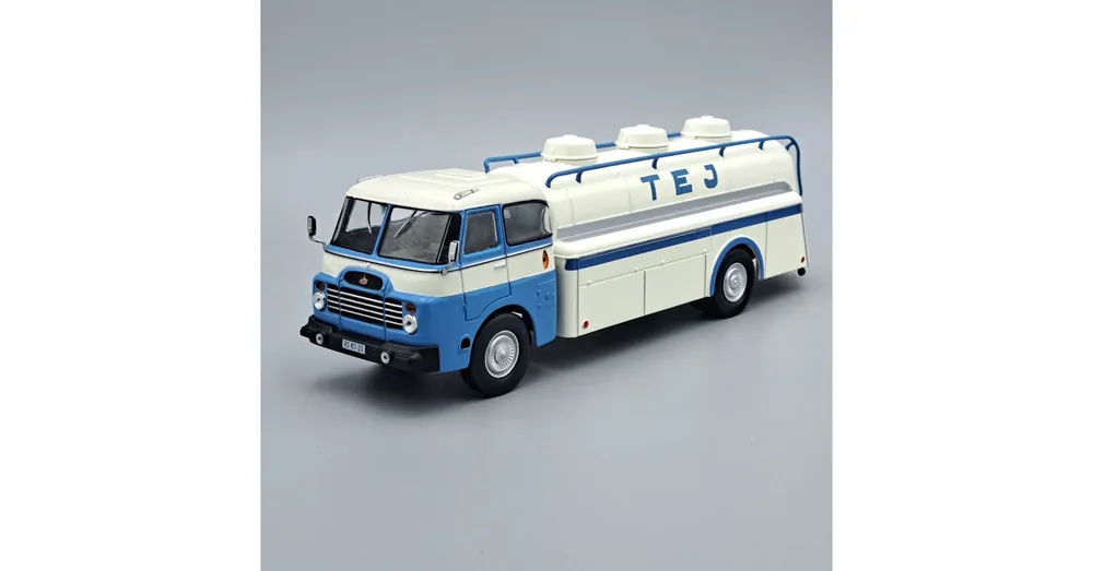 Újdonság Csepel D-710 Tejszállító 1 43