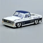 Chevrolet Custom Deluxe 10 1973 1 64 Korlátozott ajánlat