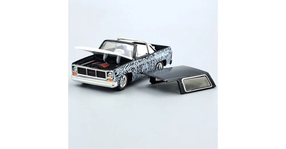 Ne maradj le GMC Jimmy Sierra 1973 1 64 M2 Machines