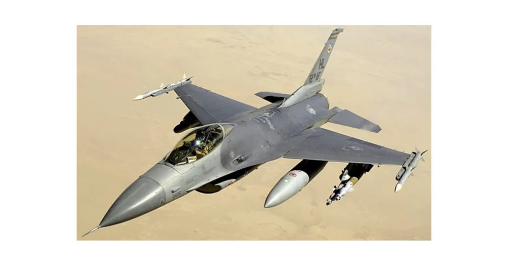 Lockheed Martin F16 Usa 1988 1 72 repülő Outlet