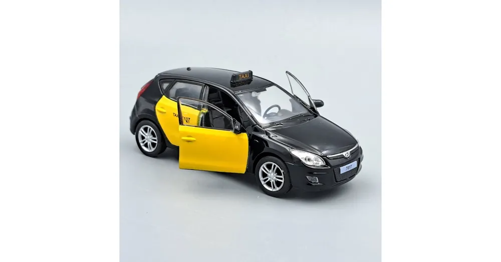Csak ma Hyunday i30 taxi barcelona 1 38 modell