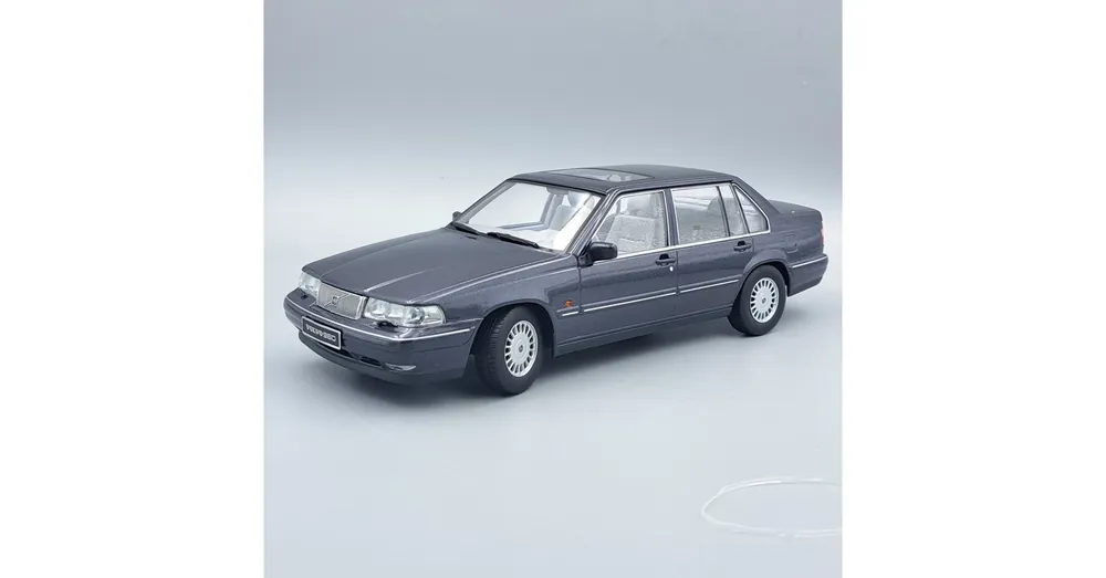 Volvo 960 1996 1 18 Triple9 modellautó Azonnali szállítás