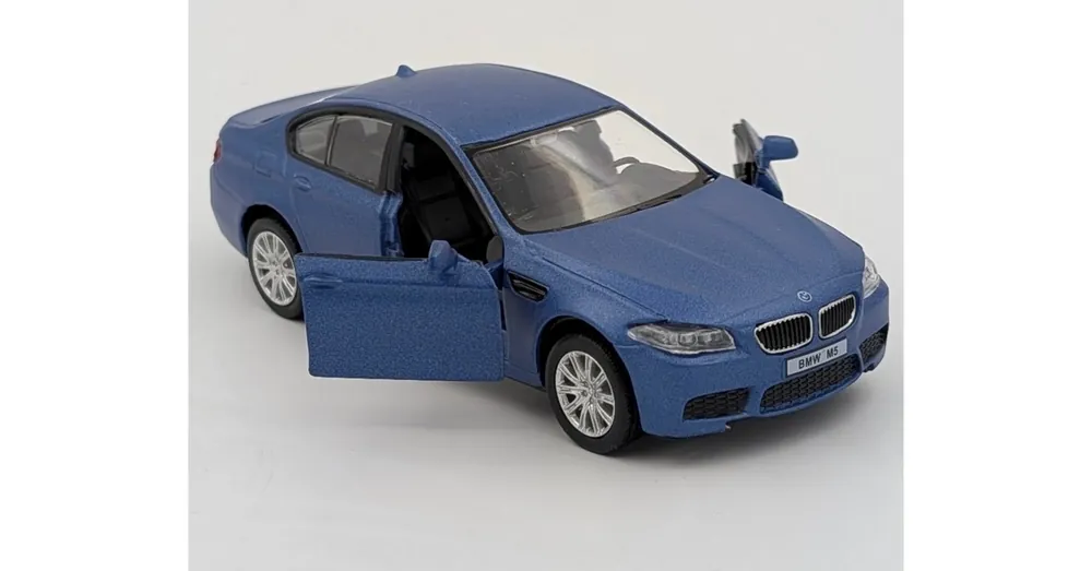 Szuper ajánlat BMW M5 modell és játékautó sötétkék RMZ