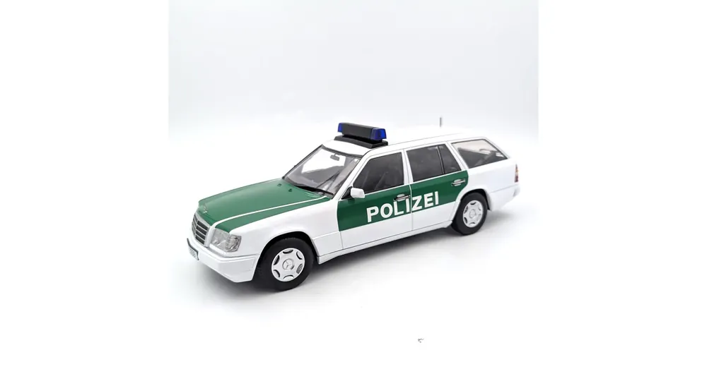 Akció Mercedes E-Class T model 1995 1 18 model