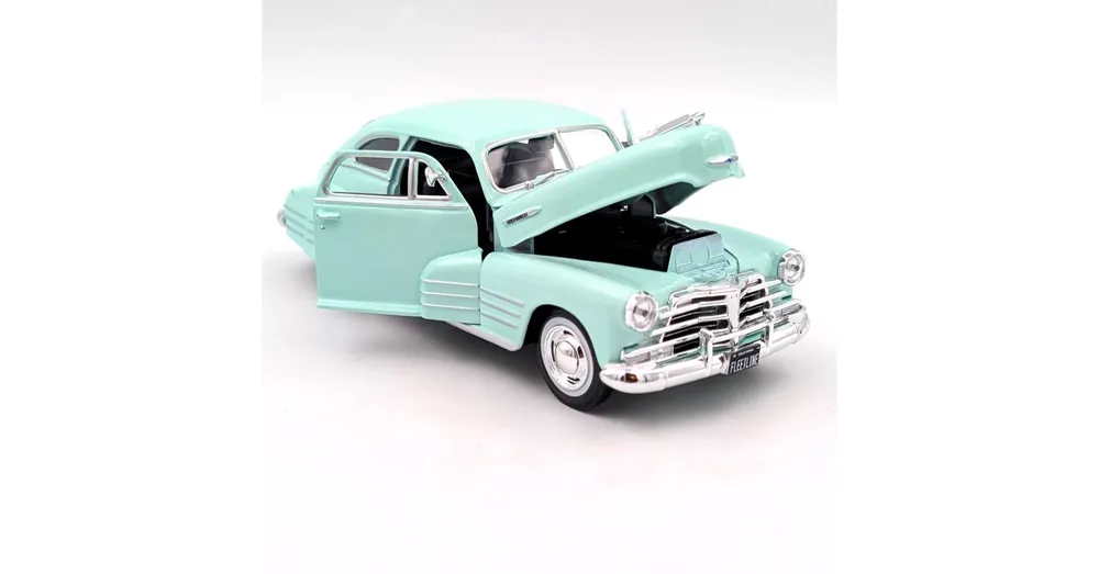 Expressz kézbesítés Chevy Fleetline Aerosedan 1 24 Maisto