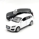 Korlátozott ajánlat Audi Q7 V12 RMZ modellautó fehér