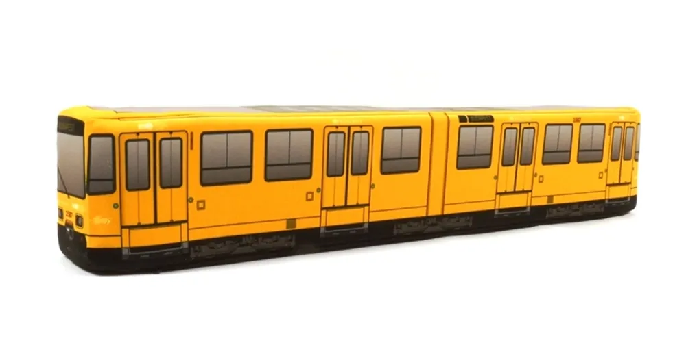 Plüss TW 6000 "Hannoveri" Villamos BKK Expressz kézbesítés