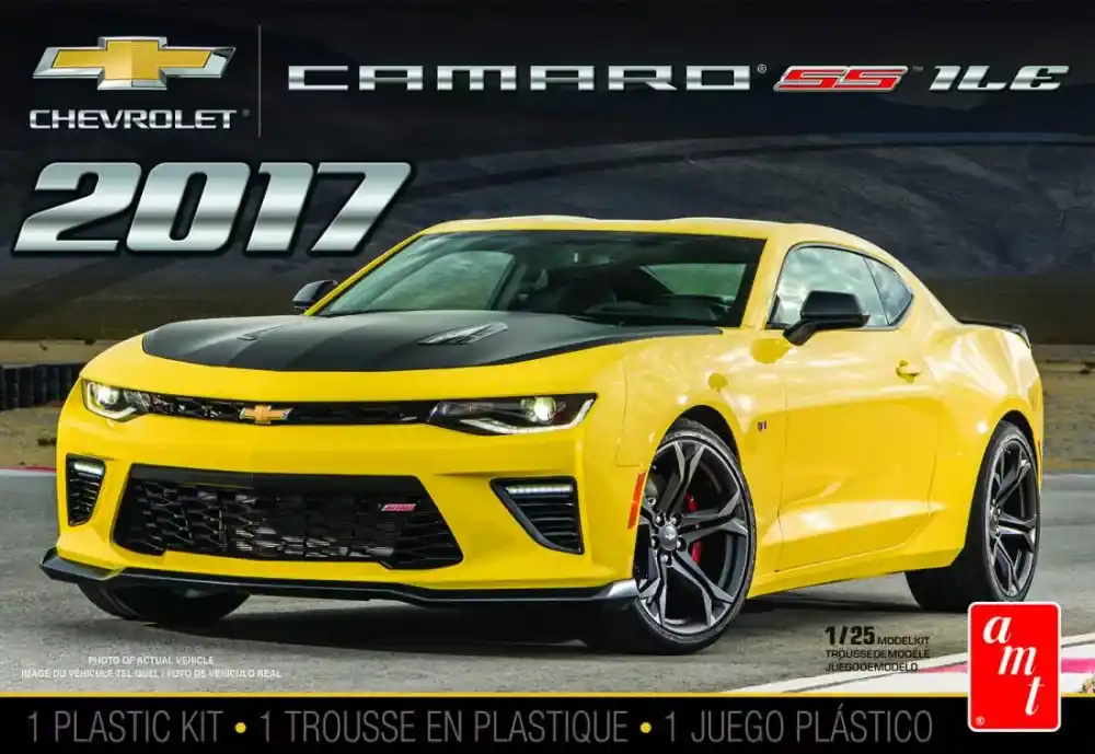 AMT AMT1074 1 25 2017 Chevy Camaro SS 1LE Kiárusítás