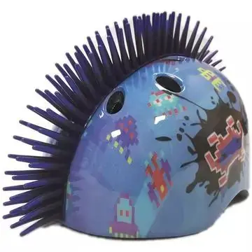 TuffNutz Mohikán űrlény bukósisak - 52-55 cm Újdonság