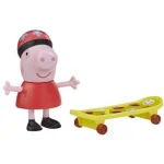 Peppa malac Peppa malac bukósisakban gördeszkával figura szett – Hasbro Újdonság