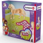 Korlátozott ajánlat Schleich Horse Club – Sophia divat kreációja játékszett ló figurával (42431)