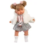 Llorens Joelle 38 cm-es síró baba cumival fehér kabátban Népszerű
