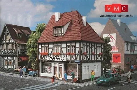 Legkelendőbb Vollmer 3651 Favázas emeletes épület, Sportbolt (H0)